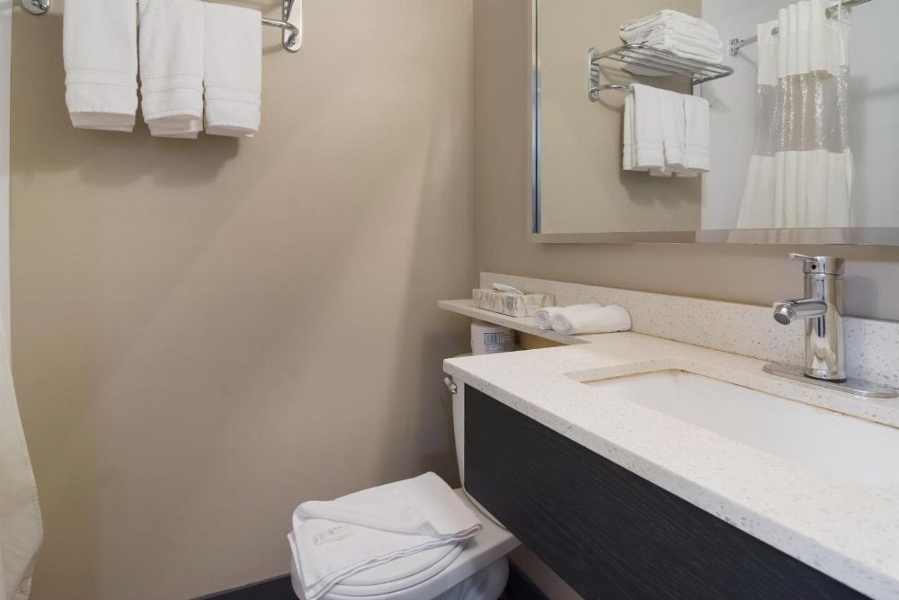 Canadas Best Value Inn & Suites Kamloops